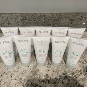 Ten (10) Nu Skin AP 24® Whitening Fluoride Toothpastes. Exp 09/2026